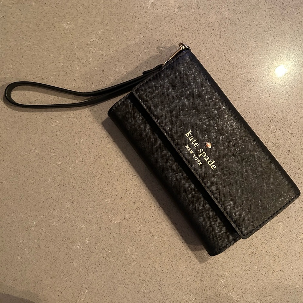 Kate spade phone wallet wristlet